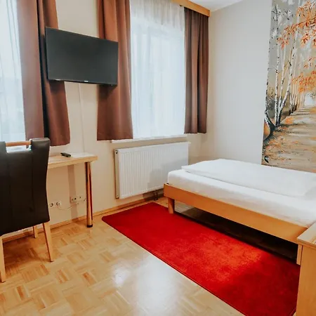 Am Kapuzinerplatz Hotel 4*