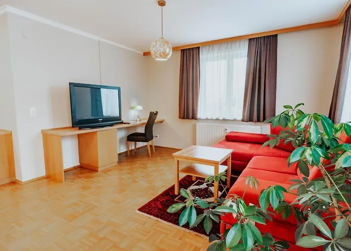 Am Kapuzinerplatz 4*