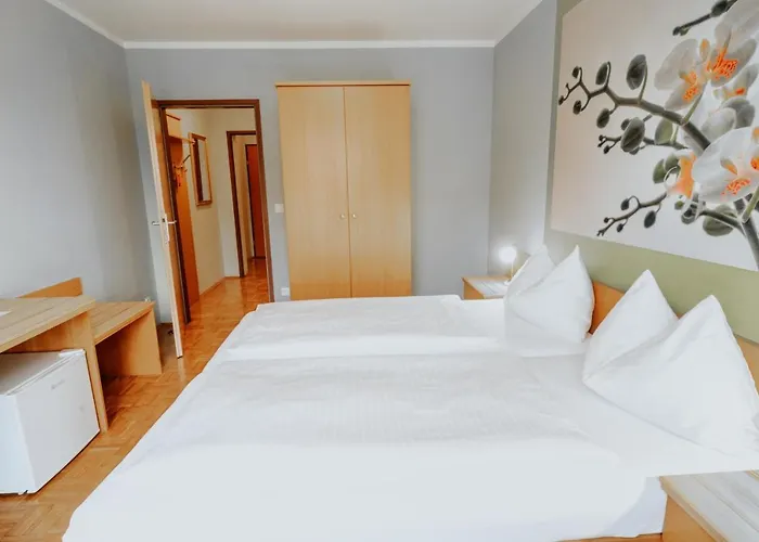 Hotel Am Kapuzinerplatz Knittelfeld