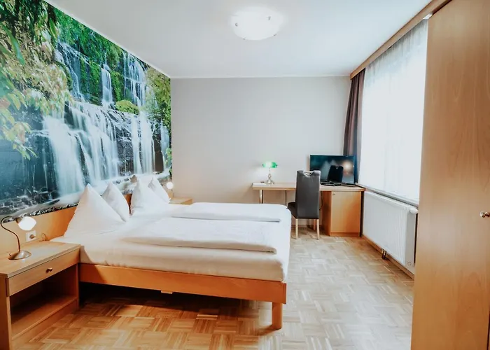 Hotel Am Kapuzinerplatz 4*