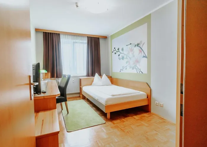 Am Kapuzinerplatz Hotel